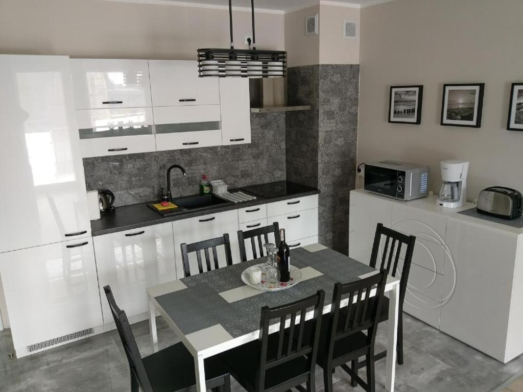 Blizej Morza Deluxe Apartmenty Kolobrzeg Luaran gambar